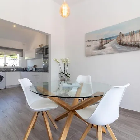 Casa Ferrolho Walk To And Centre Carvoeiro (Lagoa)