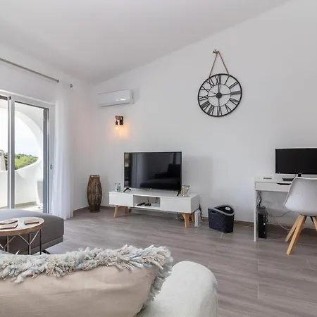 Casa Ferrolho Walk To And Centre *