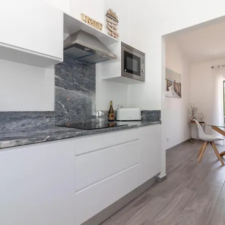 Casa Ferrolho Walk To And Centre Carvoeiro (Lagoa)