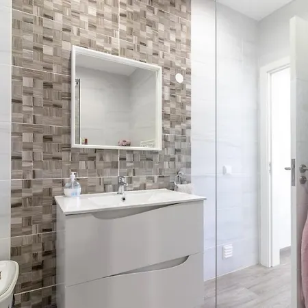 Ferienhaus Casa Ferrolho Walk To And Centre